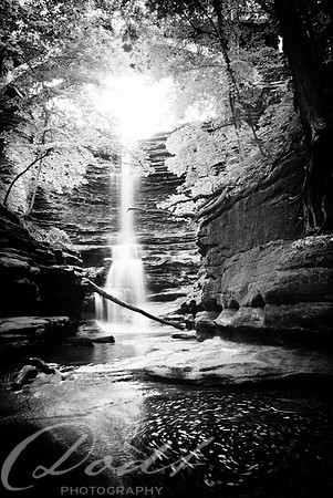 archwaterfallblur